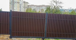 Купить распашные ворота из штакетника Барнаул, цена от 2761 руб.