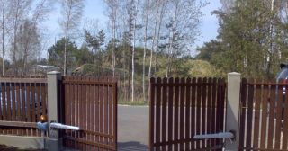 Купить распашные ворота из штакетника Барнаул, цена от 2761 руб.